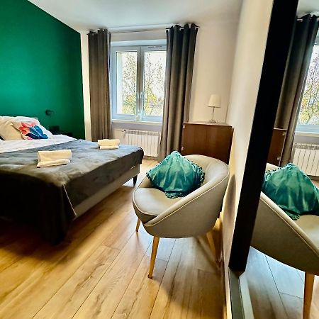 Jazz Apartament Czestochowa Centrum 2-Bedroom エクステリア 写真
