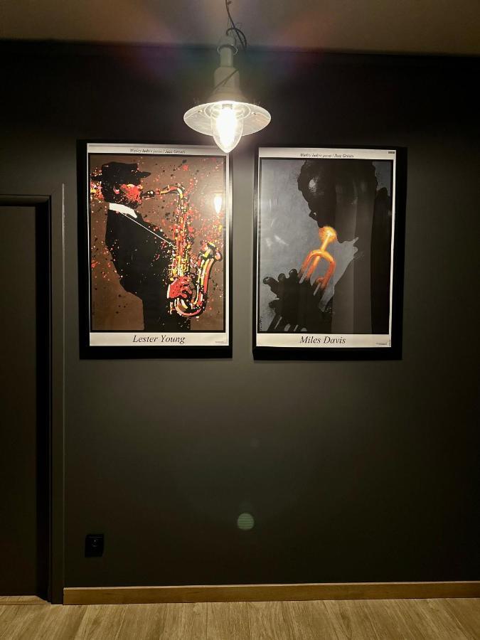 Jazz Apartament Czestochowa Centrum 2-Bedroom エクステリア 写真