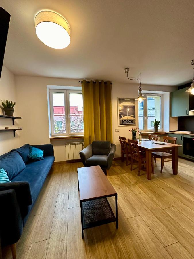 Jazz Apartament Czestochowa Centrum 2-Bedroom エクステリア 写真